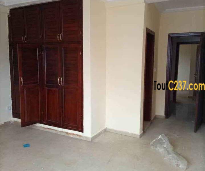 Appartement à louer à Makepe Douala