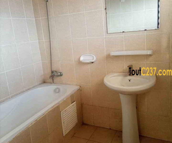 Appartement à louer à Makepe Douala
