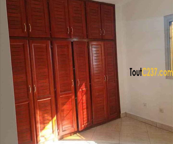 Appartement à louer à Makepe Douala