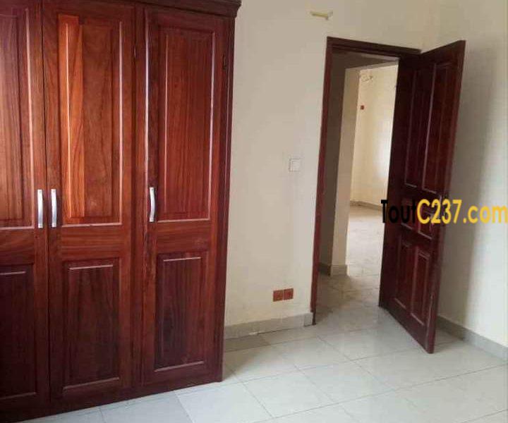 Appartement neuf à louer à Logpom Douala