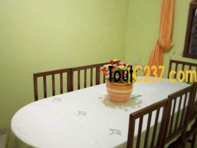 Maison Duplex à louer à Logbessou Douala