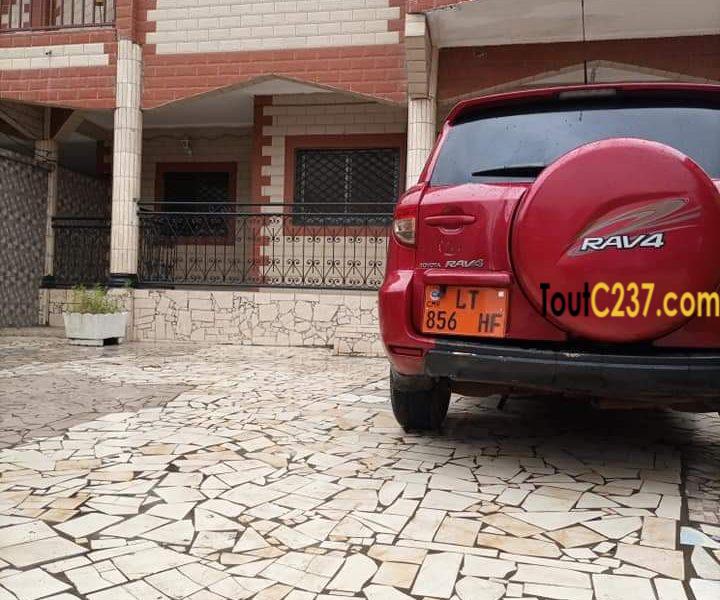 Maison entree seule à louer à Logpom Douala