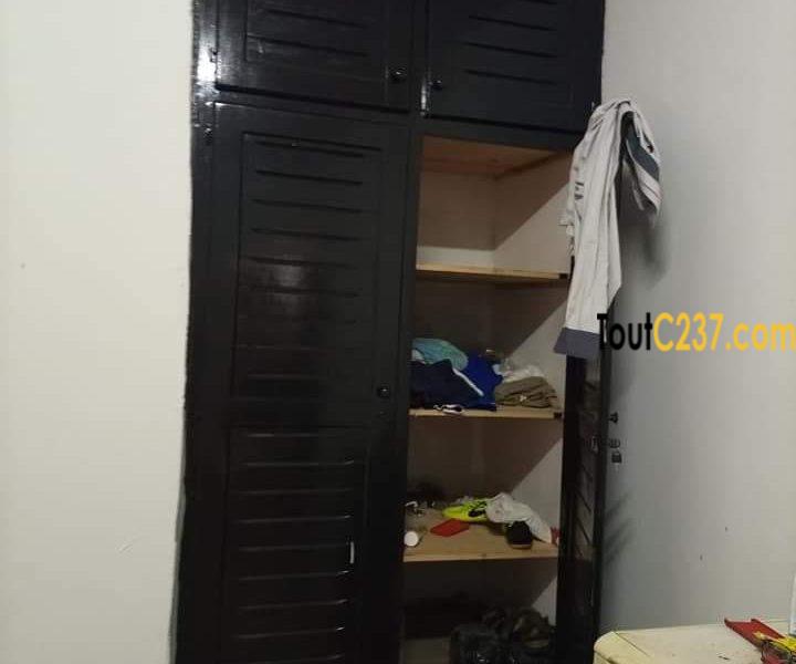 Maison entree seule à louer à Logpom Douala