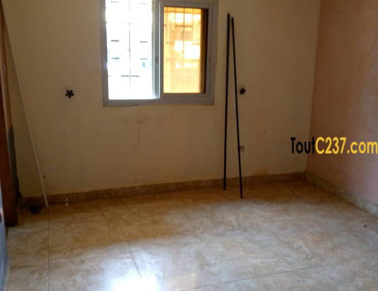 Villa à louer à Makepe, Douala