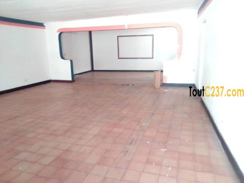 Grande villa, Maison à louer à Bali, Douala