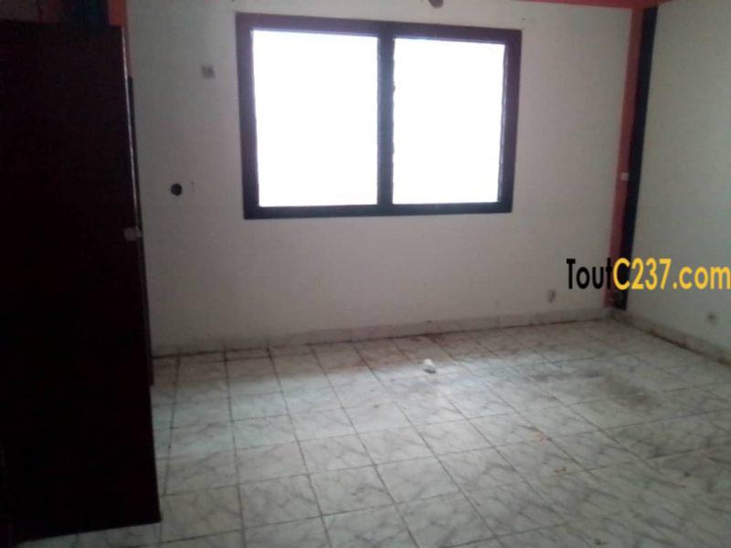 Grande villa, Maison à louer à Bali, Douala
