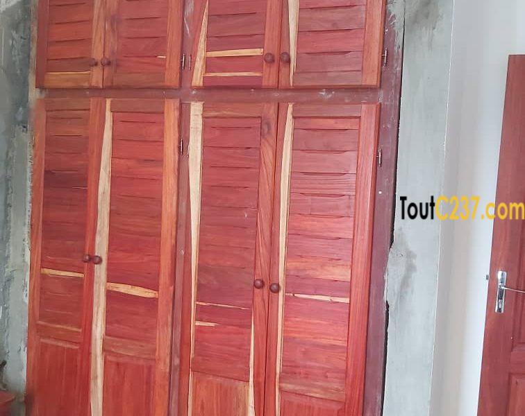 Studio à louer à Logbessou Douala