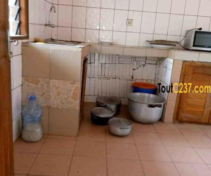 Villa à louer à Bépanda, Douala