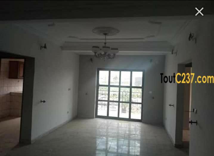 Appartement à louer à Logbessou Douala