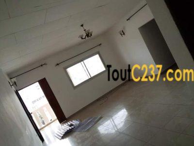 Appartement à louer à Bonamoussadi Douala