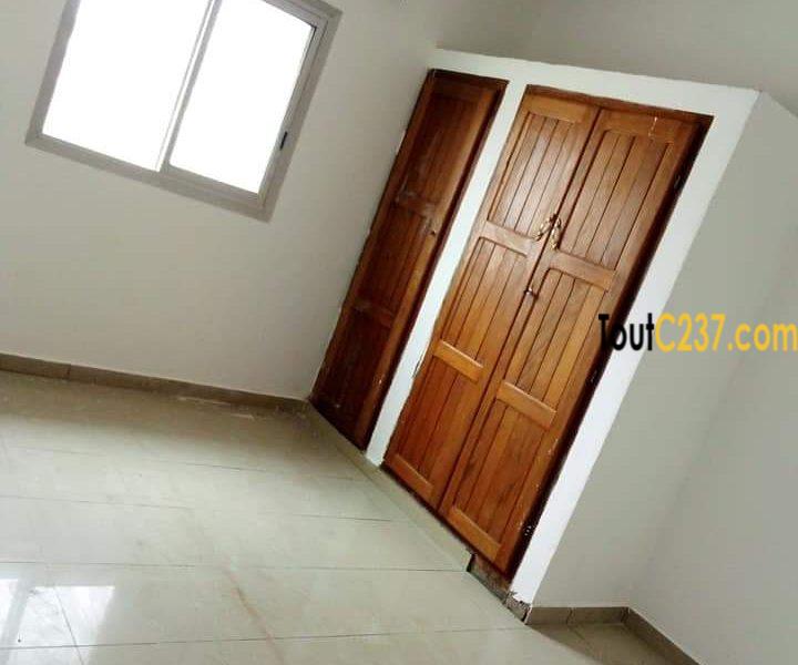 Appartement à louer à Bonamoussadi Douala