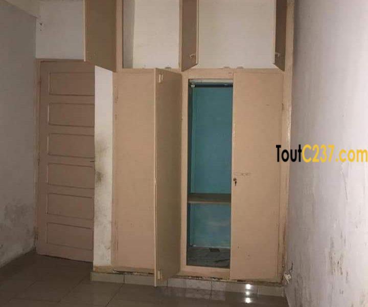 Appartement à louer à Bonapriso Douala