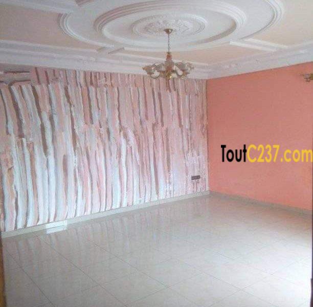 Appartement à louer à Bonamoussadi Douala