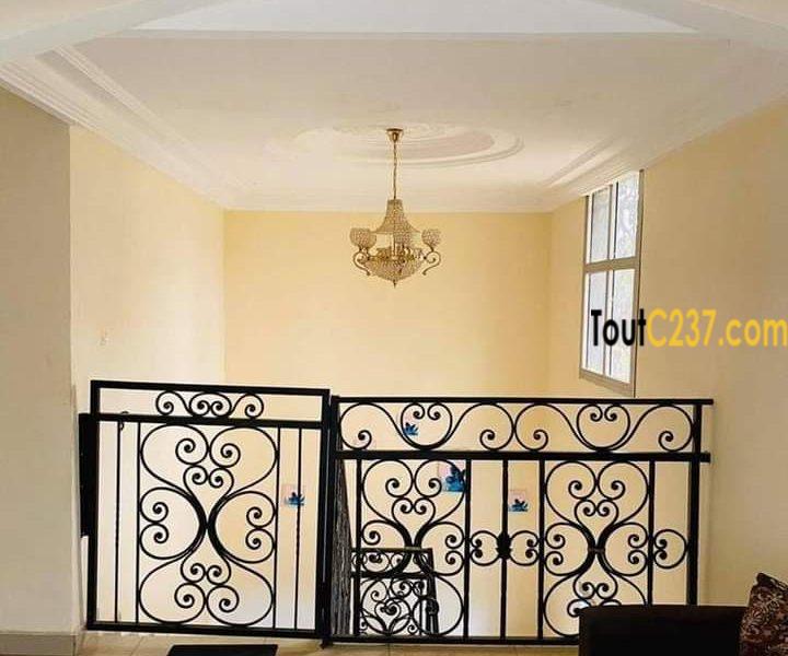 Maison duplex à vendre à Yassa Douala