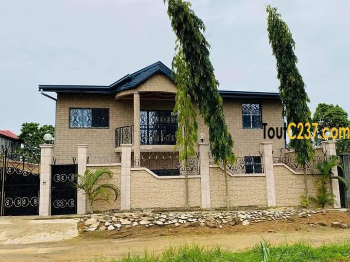 Maison duplex à vendre à Yassa Douala