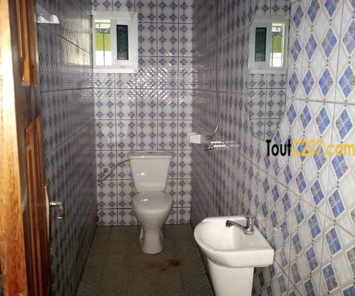 Appartement à louer à Logbessou Douala