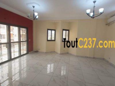 Appartement à loué à Bonamoussadi Douala