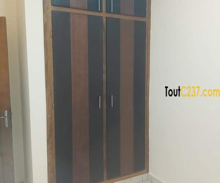 Appartement à loué à Bonamoussadi Douala