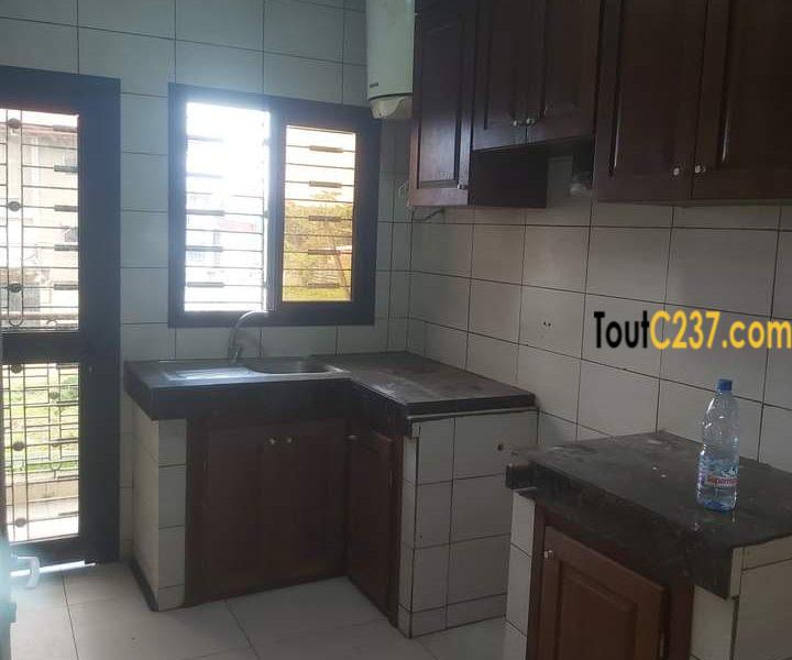 Appartement à loué à Bonamoussadi Douala