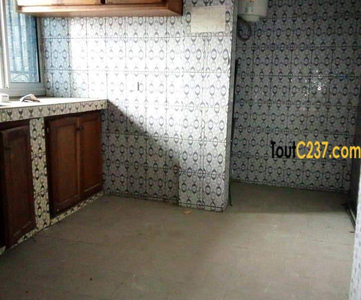Appartement à louer à Makepe Douala