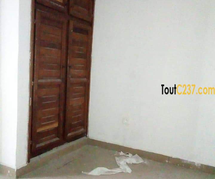 Appartement à louer à Makepe Douala