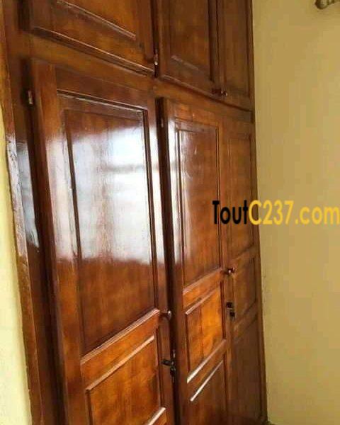 Appartement à louer à Bonamoussadi Douala