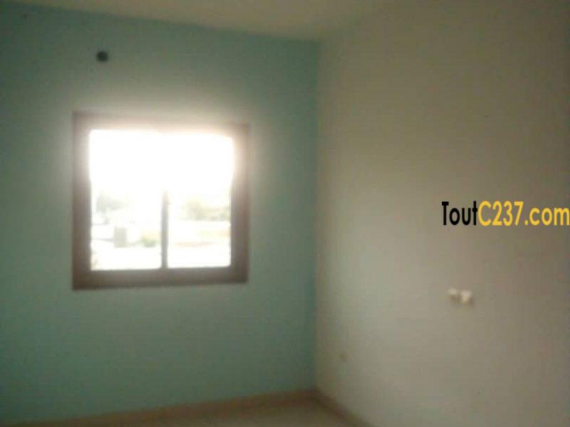 Appartement à louer à Logpom Douala