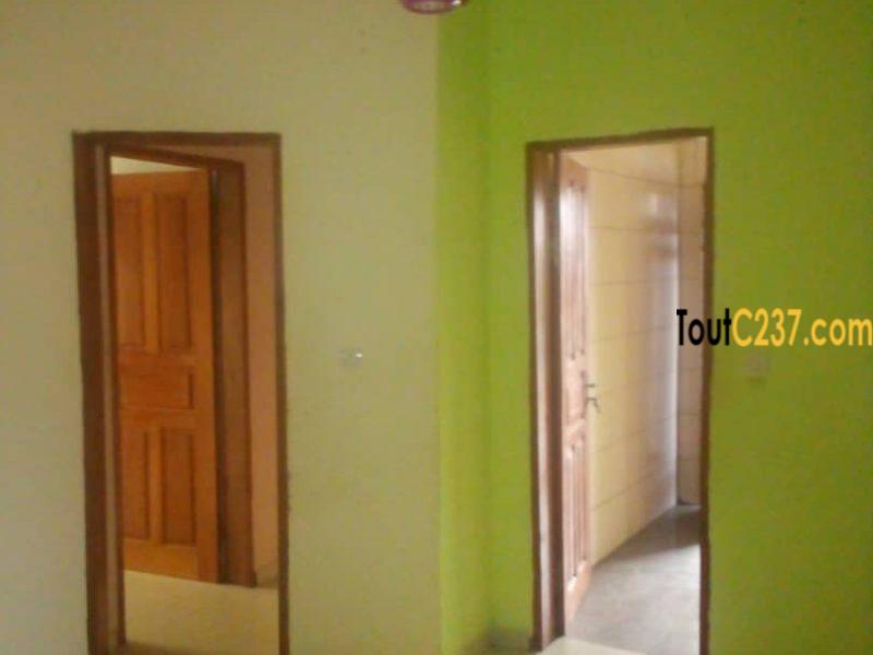 Appartement à louer à Logpom Douala