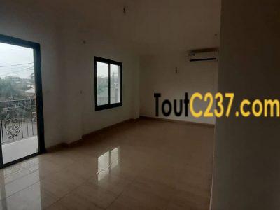 Appartement Neuf à louer à Bonamoussadi Douala