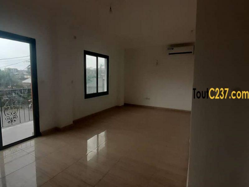 Appartement Neuf à louer à Bonamoussadi Douala