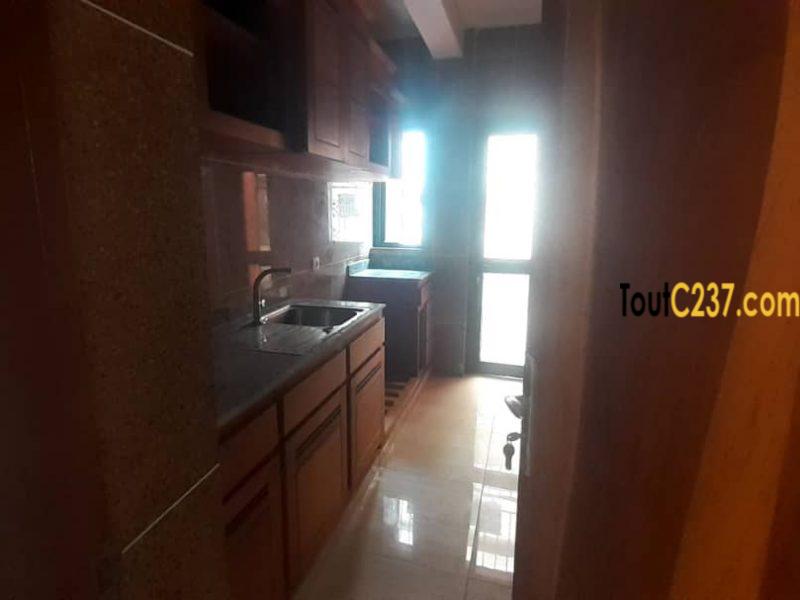 Appartement Neuf à louer à Bonamoussadi Douala