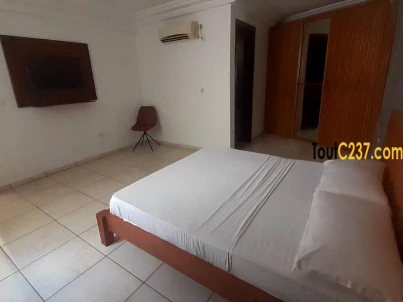 Chambre meublée à louer à Bonapriso Douala