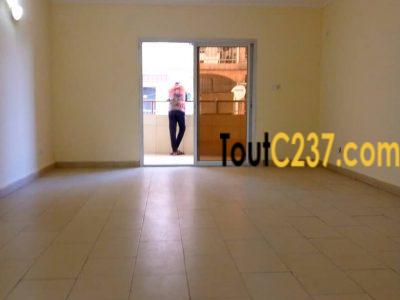 Appartement à louer à Deido Douala