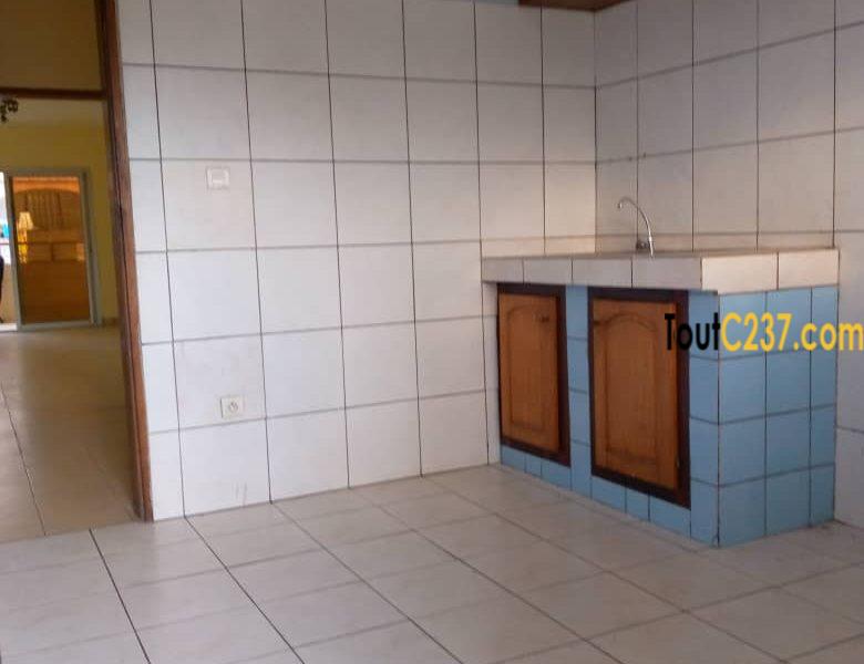 Appartement à louer à Deido Douala