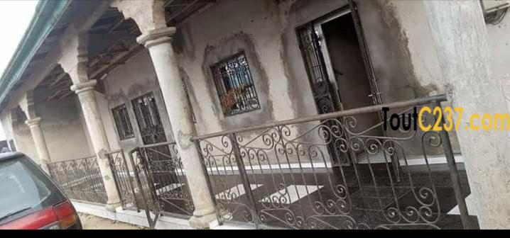 Maison à vendre à Douala Pk12