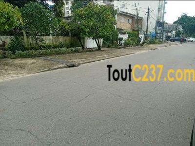 Terrain à vendre à Deido bonateki