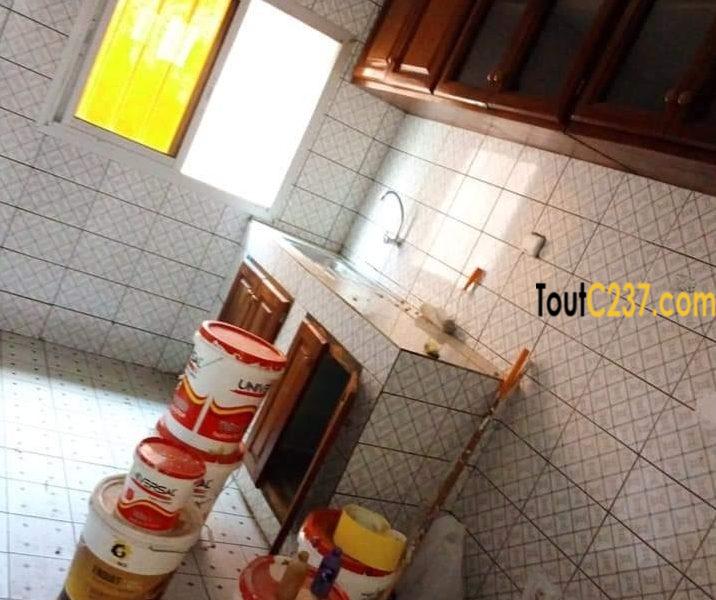Appartement à louer à Bonamoussadi Sable Douala