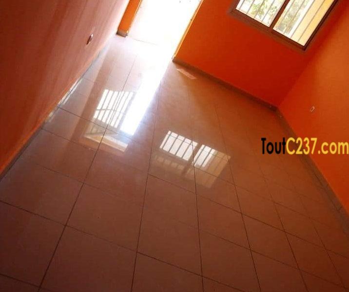 Appartement à louer à Bonamoussadi Sable Douala