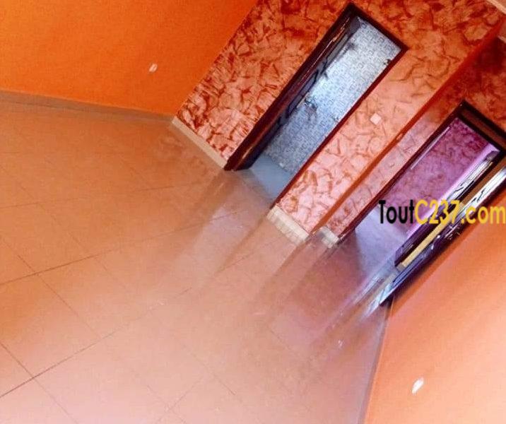 Appartement à louer à Bonamoussadi Sable Douala
