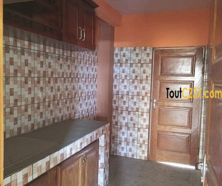Vaste appartement à louer à Makepe Douala