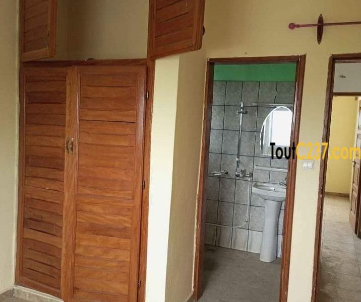 Vaste appartement à louer à Makepe Douala
