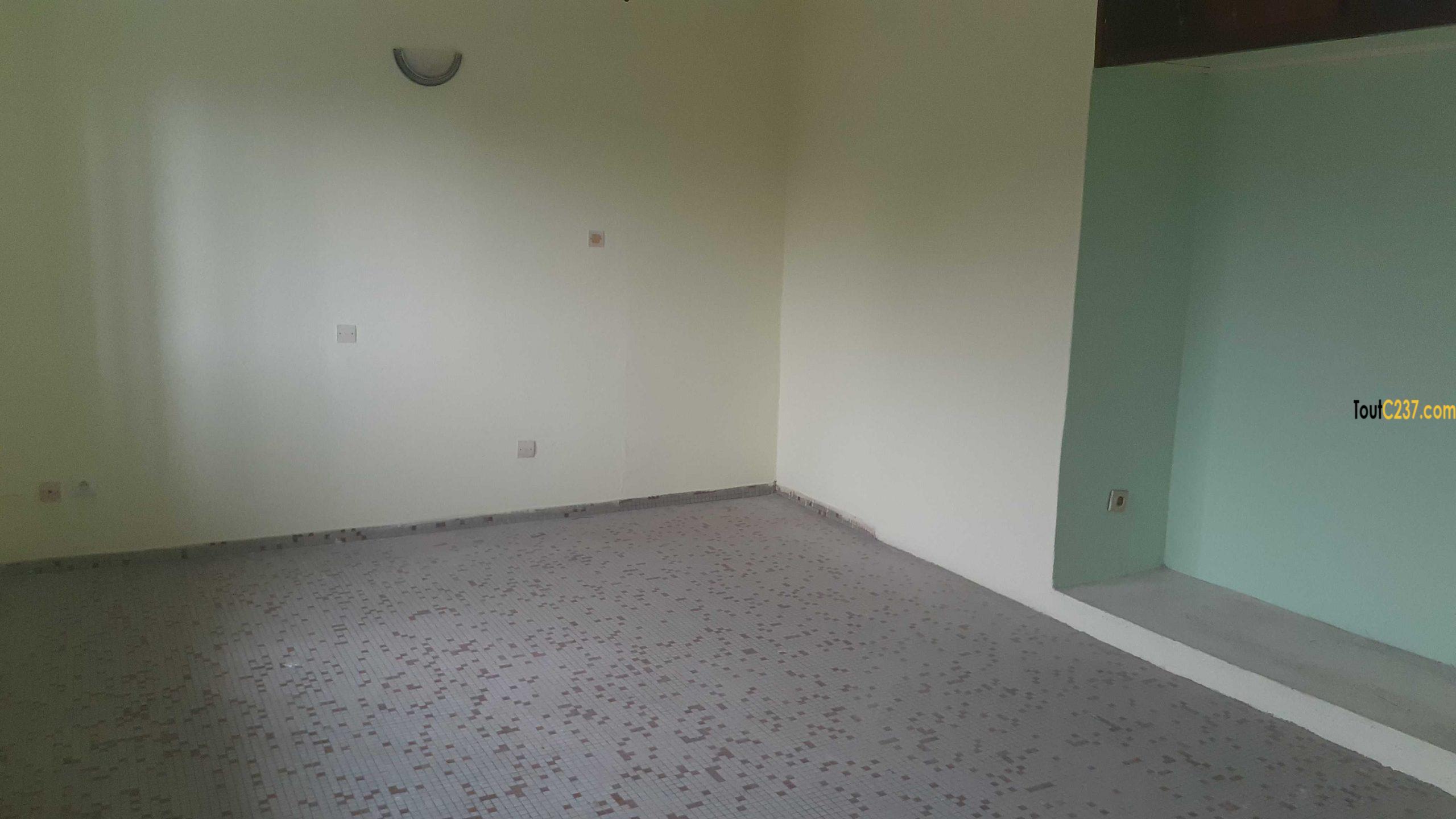 Appartement à louer à Ngodi Douala