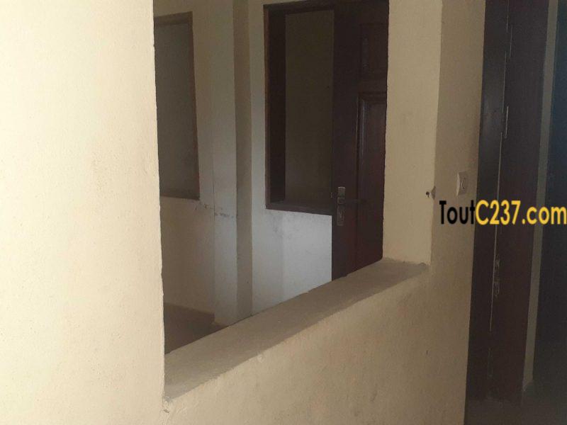 Bureau à louer à Akwa Douala