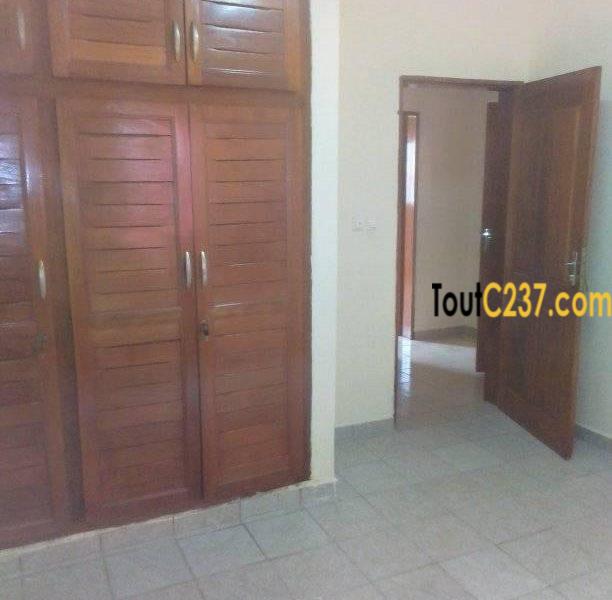 Appartement à louer à Makepe Douala
