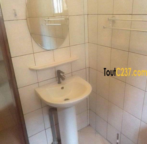 Appartement à louer à Makepe Douala