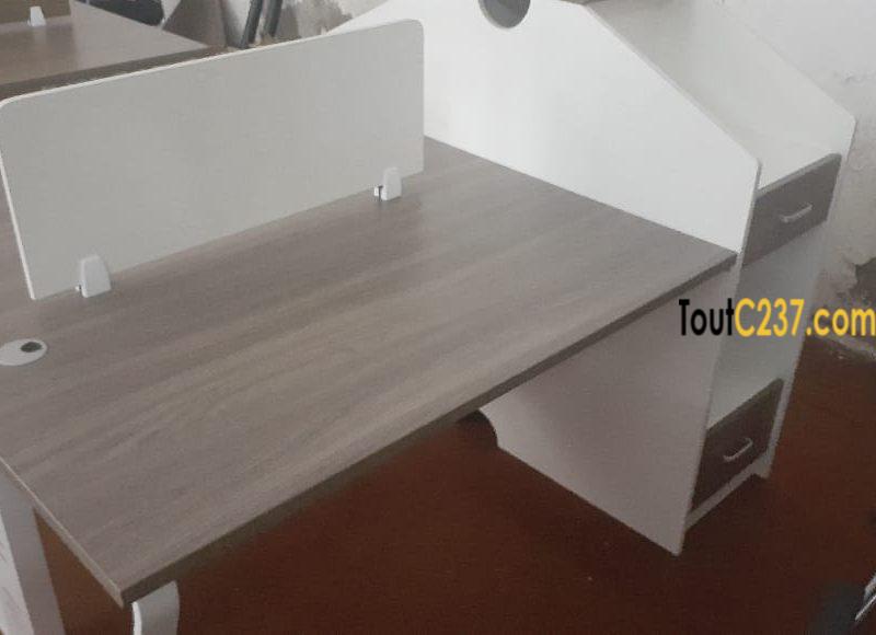 Solde: Station de Travail à Vendre à Akwa