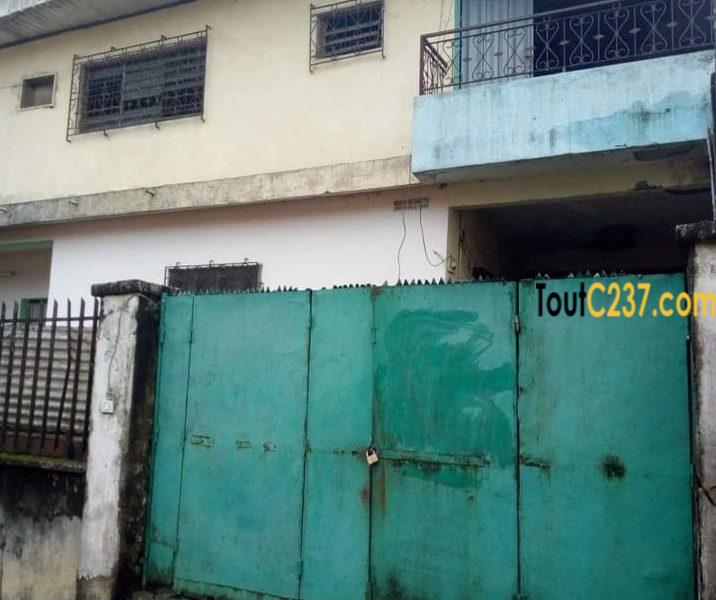 Maison duplex à louer à Deido Douala