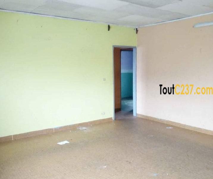 Maison duplex à louer à Deido Douala