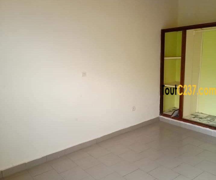 Appartement à louer à Logbessou Douala