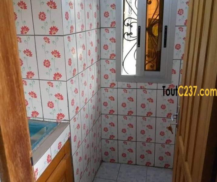 Studio à louer à makepe Douala